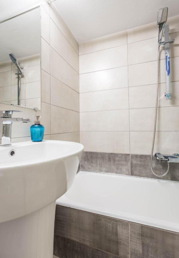 3 Bedrooms Apartment Under Acropolis Ateny Zewnętrze zdjęcie
